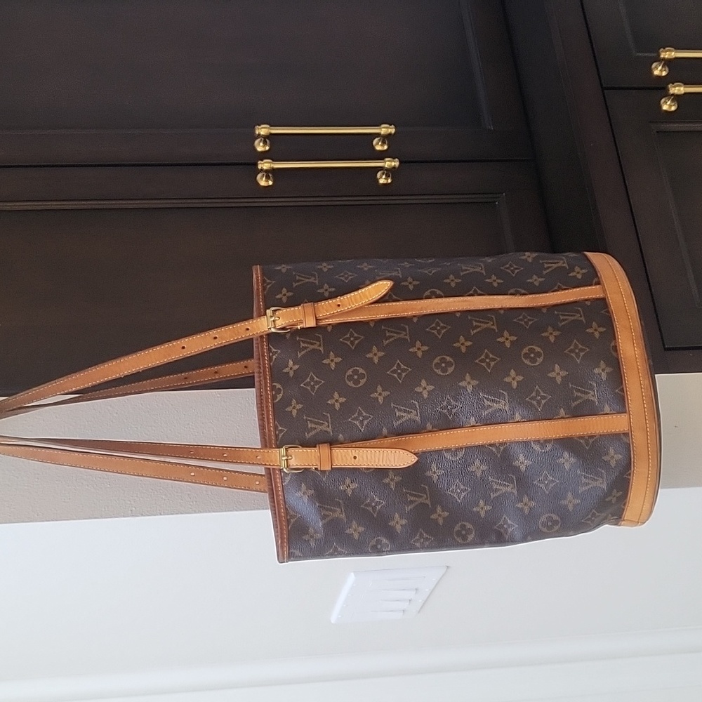 Louis vuitton beautiful bucket bag ❤️